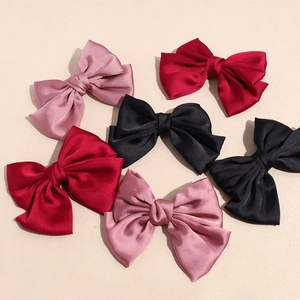 Ensemble de pinces à cheveux élégantes en satin rose, bordeaux et noir pour femmes