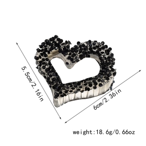 Detailed size specifications of the heart hair claw clip with black rhinestones
