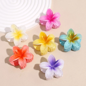 Sweet Colorful Gradient Plumeria Flower Hair Claw Clip For Women Plastic Summer Beach Shark Clip Hair Accessories