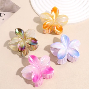 Lot de quatre grandes pinces à cheveux fleurs nacrées avec dégradés de couleurs