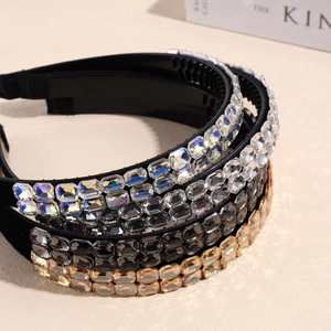 Funkelnde Barock-Strass-Haarreifen in vier Farben mit rutschfestem Zahndesign für Damen