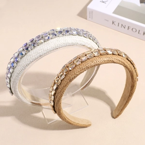 Serre-tête large en raphia tressé avec des strass en cristal pour un style chic