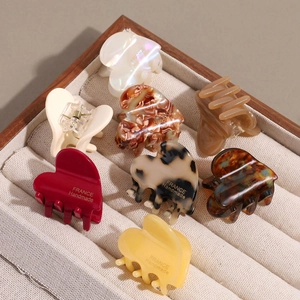 French retro acetate heart hair clips in solid colors and tortoiseshell patterns