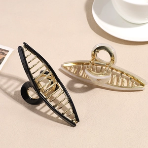 Elegant 12cm metal shark hair clips in black and beige gold for sophisticated styling