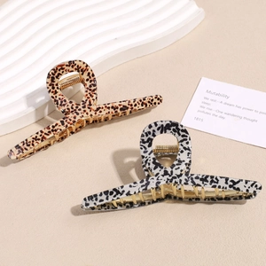 Large Leopard Print Cellulose Acetate Hair Claw Clip For Women High-end Alloy Shark Clip Fashion Dalmatian Pattern Hair Accessory