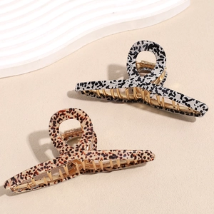 Leopard print large hair claw clips for women featuring acrylic material and golden spring