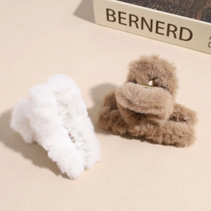 Pinces à cheveux élégantes en peluche fausse fourrure café et blanc pour automne hiver