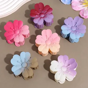 Frosted Matte Gradient Flower Hair Claw Clip Vacation Style Lily Peach Blossom Shaped Shark Clip Fashion Hair Accessories For Women