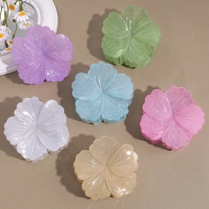 Elegantes Set mit Glitzer-Blumen-Haarklammern in sechs verschiedenen Pastellfarben