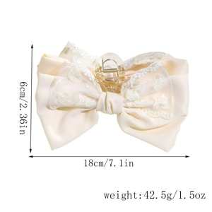 Elegante pinza per capelli con fiocco in raso beige e pizzo, misura 18 cm di lunghezza e 6 cm di altezza