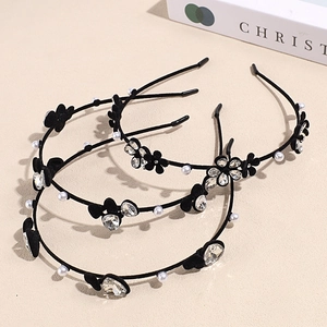 Lot de trois serre-têtes en velours noir avec perles blanches et papillons en strass étincelants
