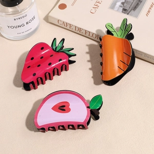 Simpatiche mollette per capelli a forma di fragola e carota per acconciature stile coreano