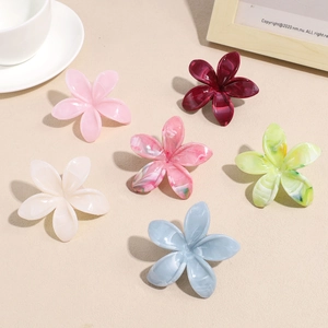 Women Summer Beach Acetate Plumeria Hair Claw Clip Marble Flower Hair Accessory Sweet Floral Shark Clip Hairpin