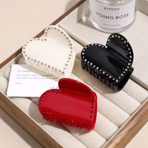 Pince à Cheveux Cœur pour Femmes Acétate Coréen Strass Épingle à Cheveux Élégante Saint Valentin Rouge Noir Blanc Accessoires