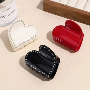 Pinces à cheveux élégantes en forme de cœur noir, blanc et rouge avec strass brillants