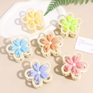 Matte Flower Hair Claw Clip Korean Style Sweet Colorful Five Petal Shark Clip For Women Girls Elegant Hair Accessory Jewelry