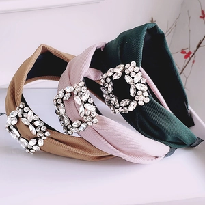 Damen Koreanischer Stil Breiter Rand Knoten Haarreif Stoff Rippentextur Große Quadratische Strass Dekor Mode Haarschmuck