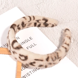 Schicker Plüsch-Haarreif mit Leopardenmuster und breitem Design für Damen aus Kunstfell