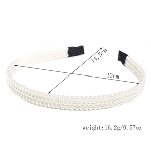 Vue détaillée du serre-tête à trois rangées de perles avec dimensions de 13 cm