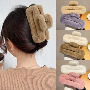 Grande Pince à Cheveux en Peluche Coréenne Rectangle Fausse Fourrure Élégante Douce pour Femmes Automne Hiver Accessoires de Coiffure