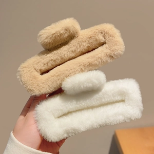 Pinces à cheveux rectangulaires en fausse fourrure peluche beige et blanc pour femme