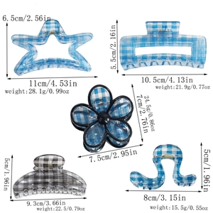 Detailed size chart for blue checkered hair claws with various shapes and weight info