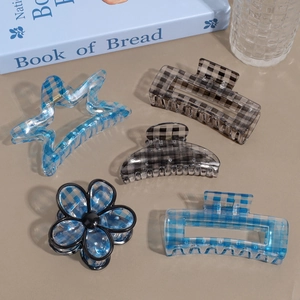 Five-piece blue plaid hair claw set with star flower and rectangle geometric designs