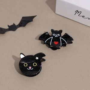 Halloween cartoon hair claw clips set with glittery bat and black cat designs