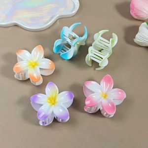 Frangipani flower hair claws in five gradient colors for summer vacation hairstyles