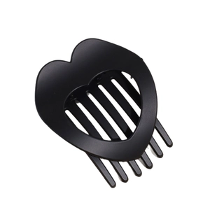 Minimalist matte black heart-shaped hair clip with hollow design for daily hair styling