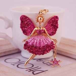 Porte-clés ange féerique avec strass rose vif et pendentif en métal doré brillant
