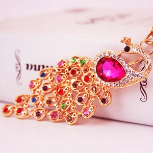 Luxurious Rhinestone Peacock Keychain Zinc Alloy Gold Plated Animal Bag Pendant Charm Jewelry Gift For Women Girls