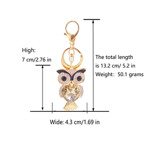 Porte-clés hibou doré avec strass et cristal cœur jaune, longueur totale de 13,2 cm