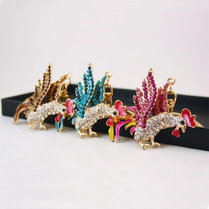 Porte-clés Coq Créatif en Alliage de Zinc Incrusté de Strass Pendentif de Sac Forme d'Animal Bijoux Cadeau pour Femmes Filles