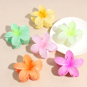 Sweet Plumeria Flower Hair Claw Clip For Women Translucent Matte Resin Botanical Floral Hair Clamp Vacation Hair Accessory
