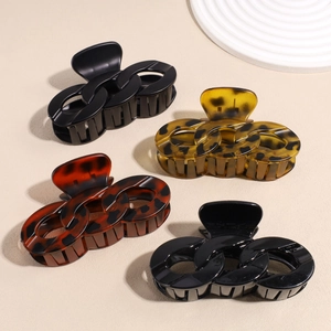 Vintage Large Chain Link Hair Claw Clip For Women Resin Leopard Print Matte Glossy Shark Clip Strong Hold Hair Accessory