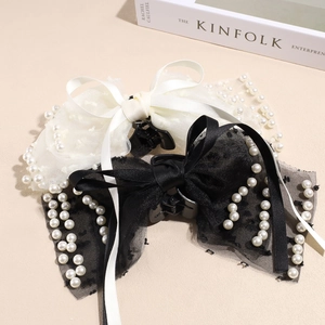 Lot de pinces à cheveux élégantes avec nœuds en dentelle, perles, noir et crème