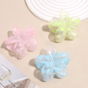 Three-piece set of sweet candy-colored resin flower hair claws in pink blue and green