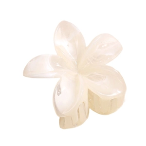 Pince à cheveux élégante en forme de fleur de frangipanier avec texture marbrée