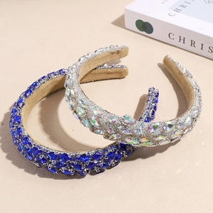 Padded Baroque headband with sparkling blue and iridescent rhinestones for parties