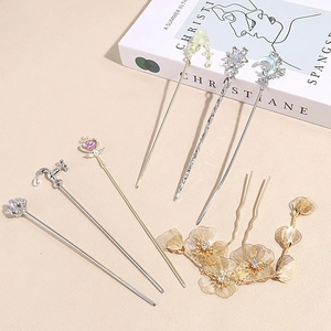 Ancient Style Alloy Rhinestone Hair Stick Tassel Hairpin For Women Hanfu Auspicious Cloud Moon Star Heart Flower Hair Accessories Jewelry