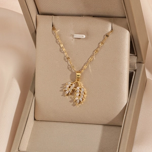 Elegant Geometric Pendant Necklace Women Stainless Steel Copper Gold Plated Rhinestone Wheat Leaf Ins Style Jewelry