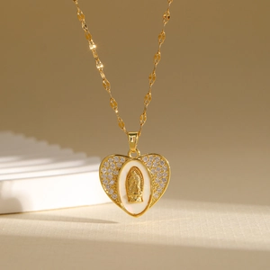 Collana a cuore in oro Vergine Maria con intarsio in conchiglia e pietre di zirconi