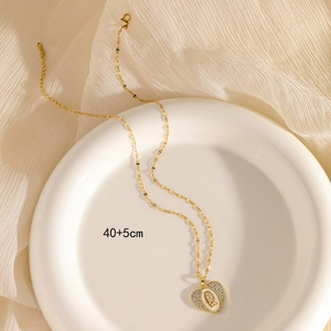 Collana a cuore placcata oro con ciondolo Vergine Maria, zirconi e catena 40+5cm