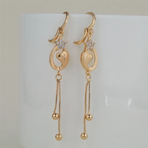 Élégantes Boucles d'Oreilles Longues à Glands en Cuivre Zirconia Cœur Étoile Mode Boucles d'Oreilles Pendantes Géométriques pour Femme Bijoux