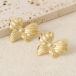 French Light Luxury 18K Gold Plated Stainless Steel Bowknot Stud Earrings For Women Pleated Texture Bow Earrings Jewelry