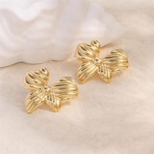 Elegant 18K gold-plated titanium steel bow earrings with a textured wavy finish