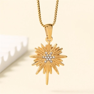 Elegant Starburst Pendant Necklace Gold Plated Stainless Steel Sparkling Zircon Inlaid Box Chain Star Jewelry For Women