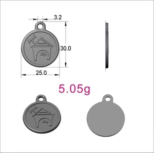 Detailed view of round bee pet tag showing dimensions, material texture, and engraving