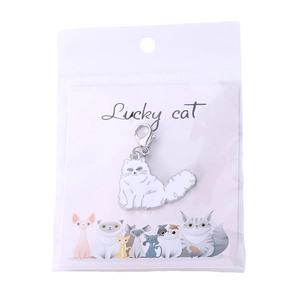 Creative white enamel lucky cat pendant keychain with lobster clasp and display card